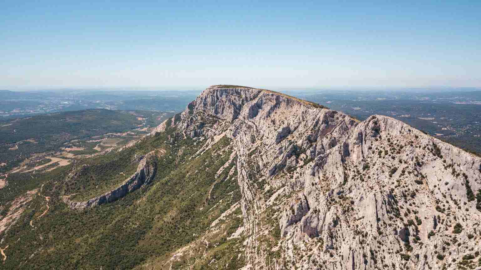 Tour de la montagne Sainte-Victoire